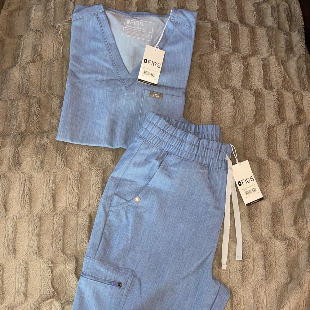 Figs Heather Blue Scrub Set